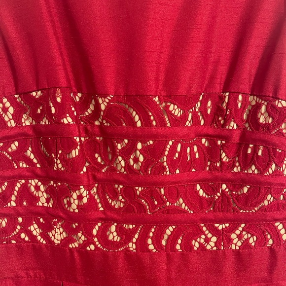 Red Dress - Picture 2 of 3